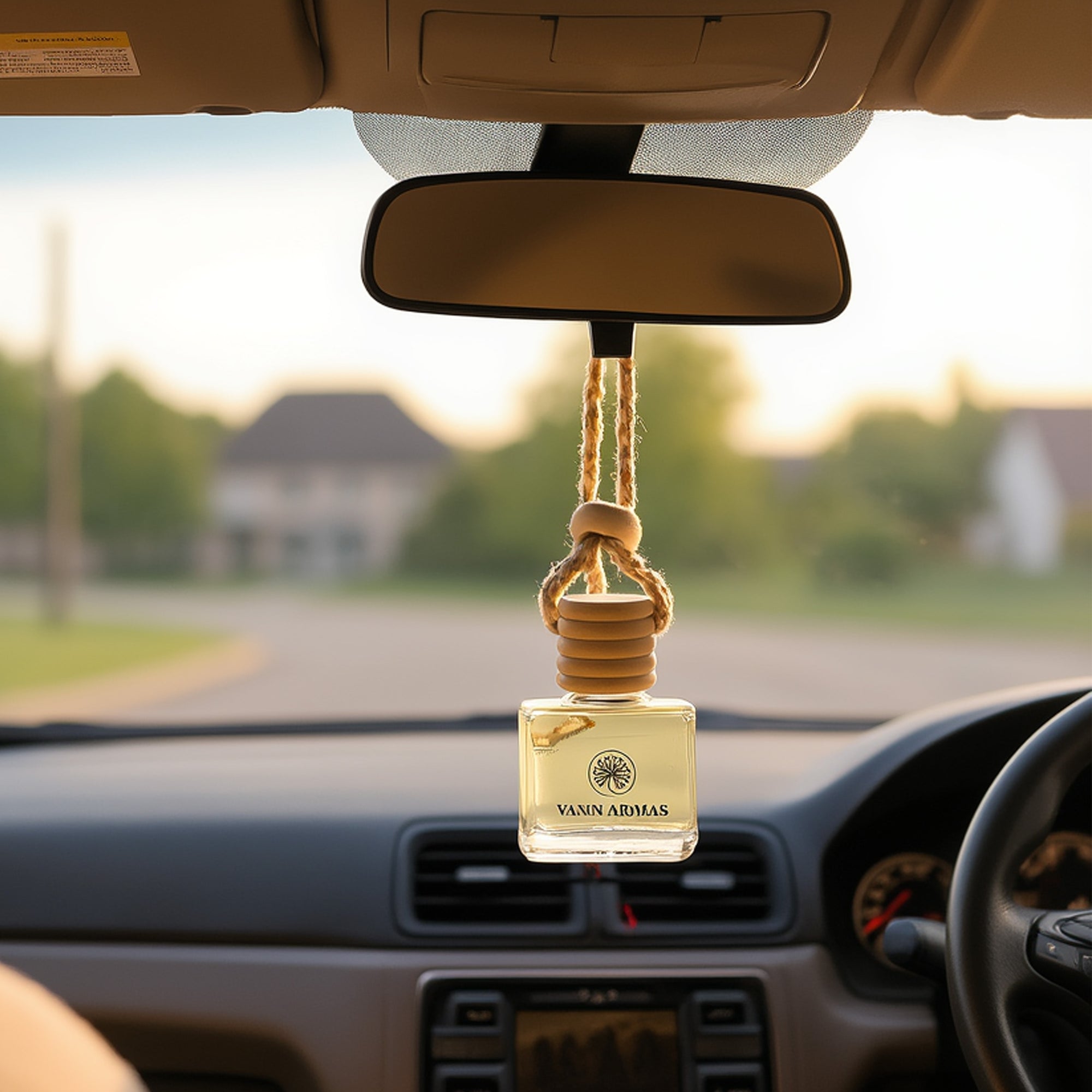 CAR PERFUME HANGING POD 10ML | VELVET FLUR