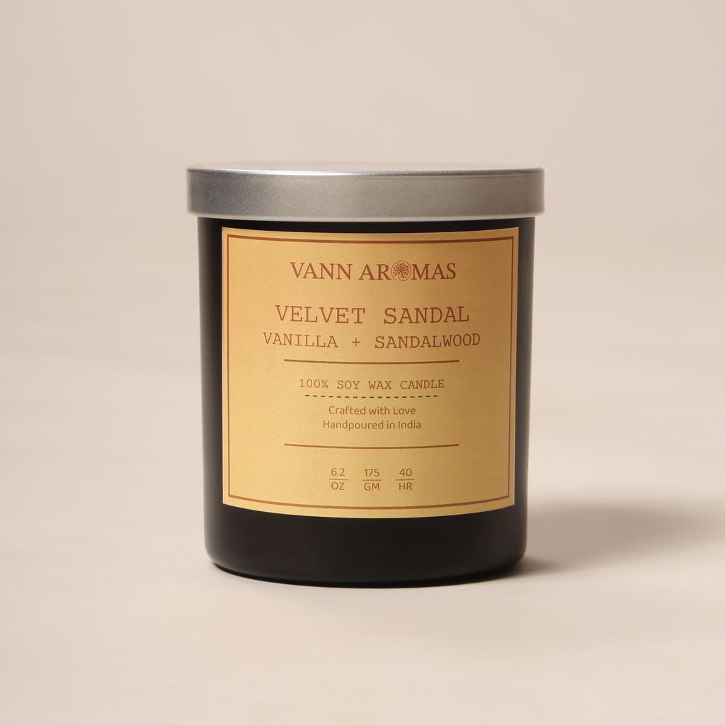 Velvet Sandal – Vanilla + Sandalwood, Black Jar, 175 gm