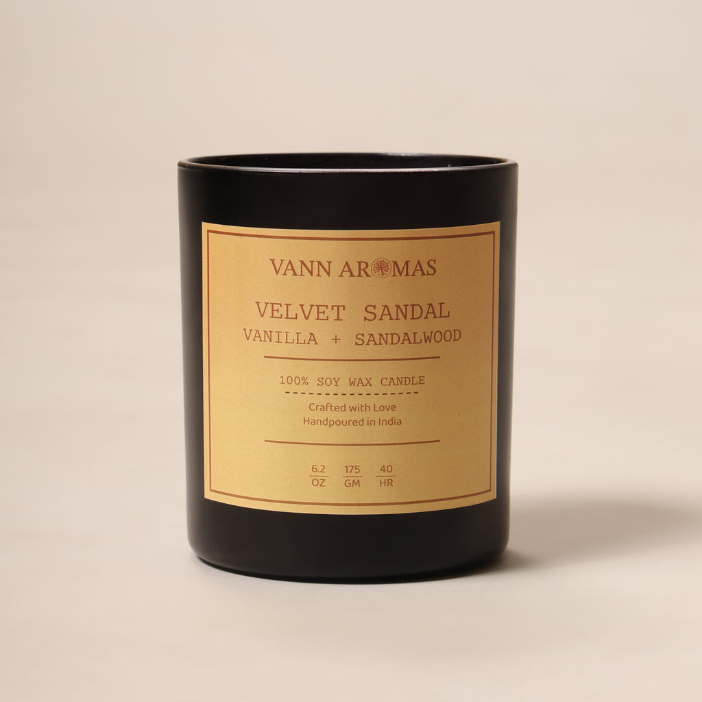 Velvet Sandal – Vanilla + Sandalwood, Black Jar, 175 gm